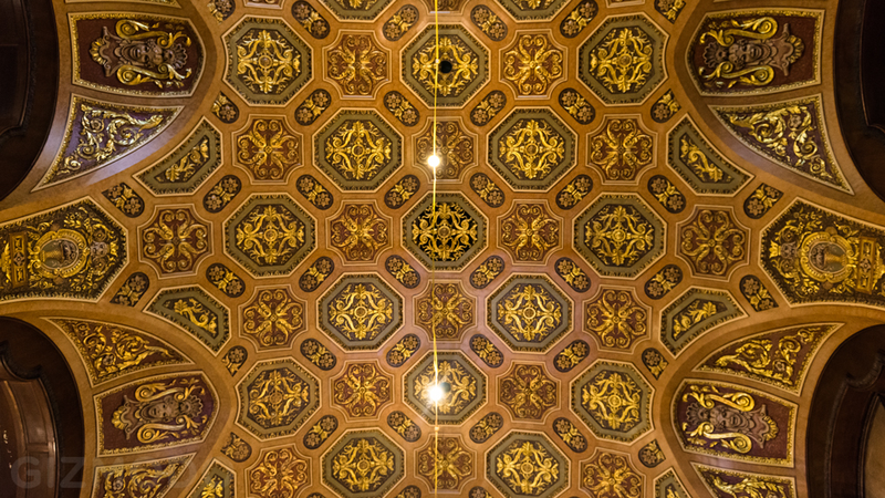 Illustration for article titled Inside the Restoration of Brooklyn's Glamorous Temple of Cinema